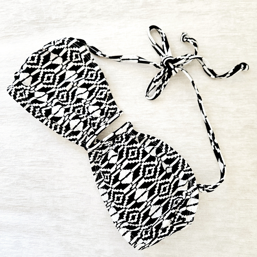 Black and White Patterned Bikini Top